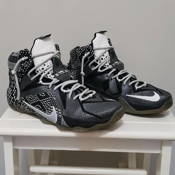Nike | Shoes | Nike Lebron Xii Bhm Size 5 | Poshmark display picture 1